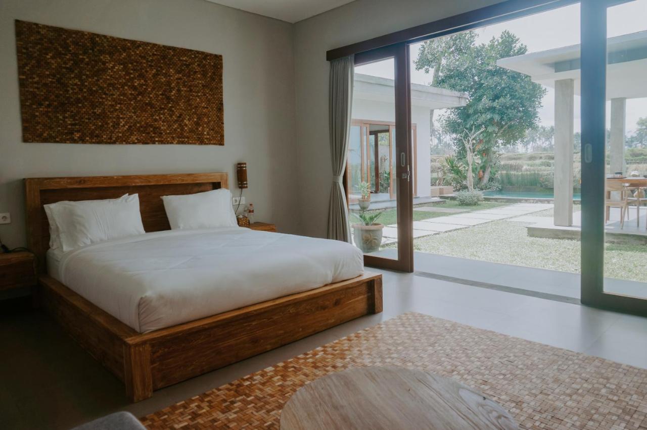 Anggira Villa Ubud Экстерьер фото