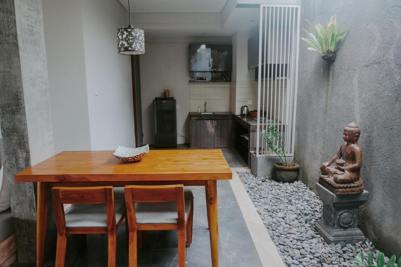 Anggira Villa Ubud Экстерьер фото