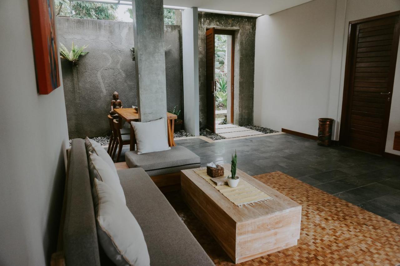 Anggira Villa Ubud Экстерьер фото